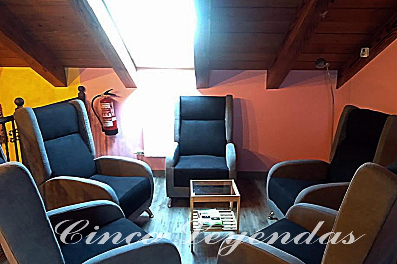 Cinco Leyendas Liegos Exterior foto