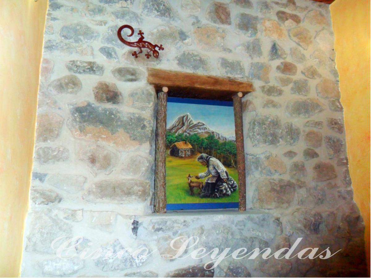 Cinco Leyendas Liegos Exterior foto